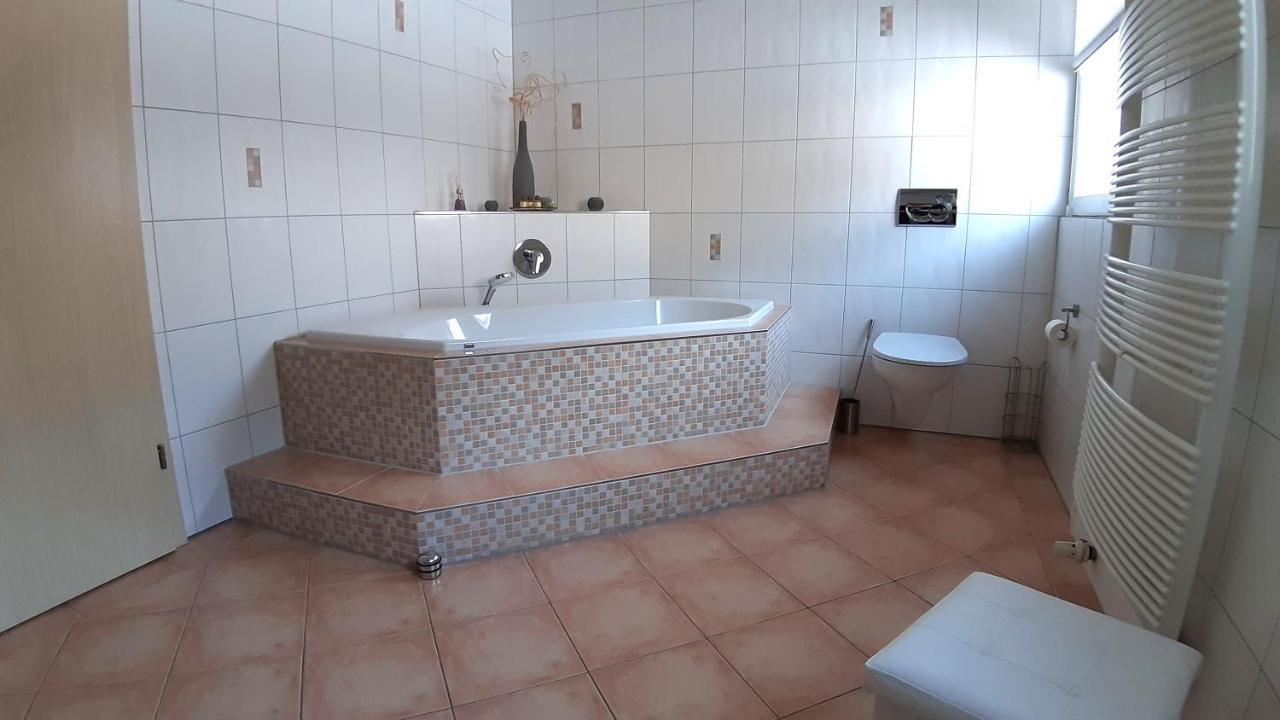 באיירסברון Ferienhaus Seefried מראה חיצוני תמונה